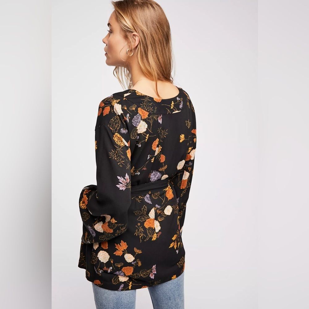 Free People Wrap It Up Floral Jacket Kimono F3 - Picture 9 of 9